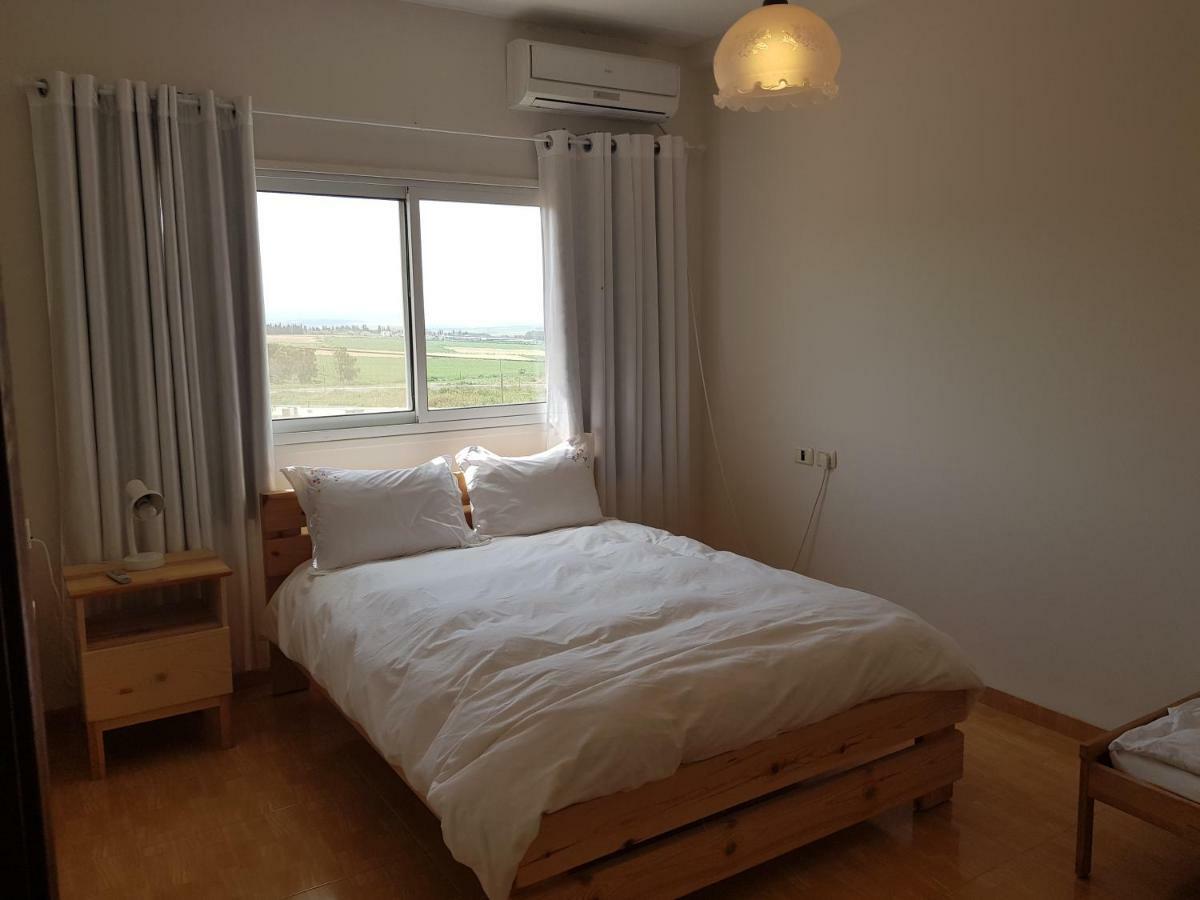 Bertha'S Coffee Apartment Афула Екстериор снимка